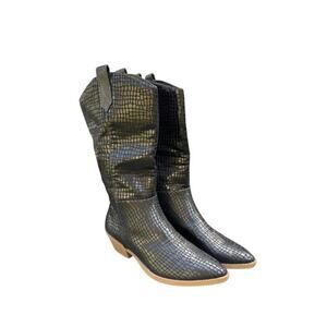 NWOT Wonderly Benni Faux Snakeskin Western Style Boots Cowboy Girl Women’s 8